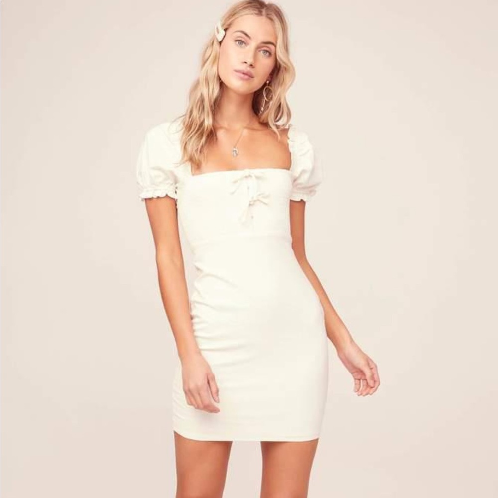 Astr The Label Linen Dress